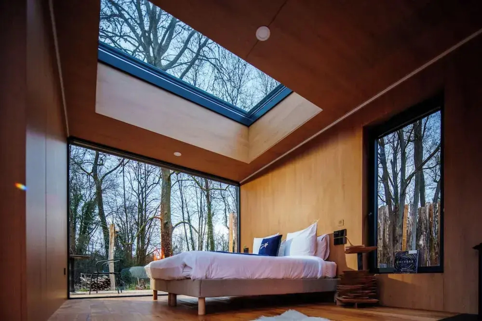 Bleu Minuit La Source