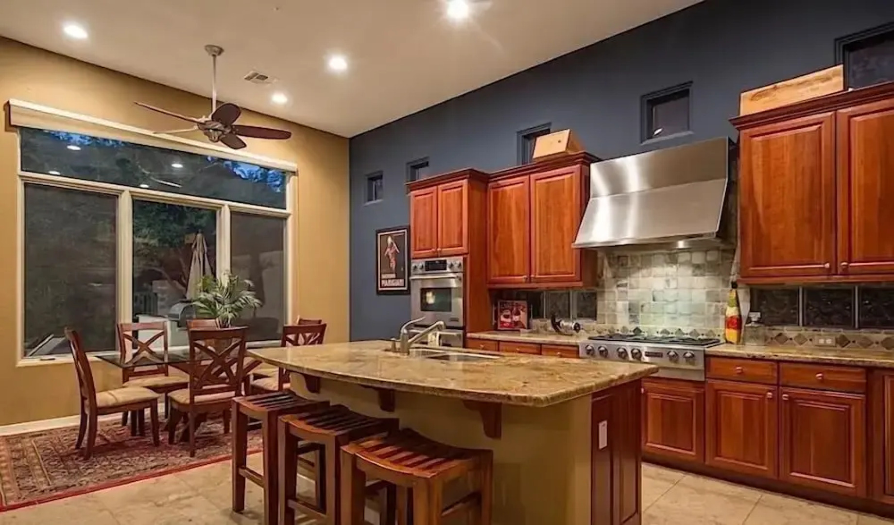 South by Southwest - Signature Vacation Rentals