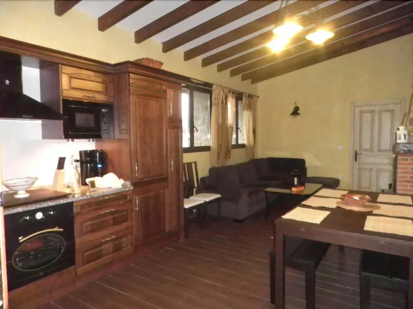 Casa Rural La Charruca