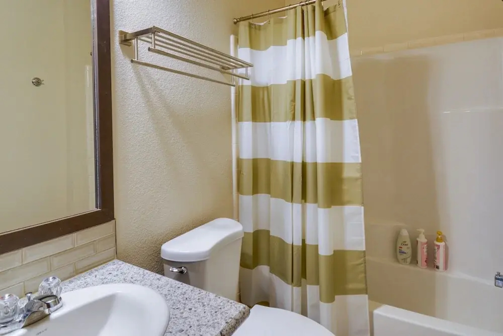 Hoodsport Vacation Rental w/ Private Lake Access!