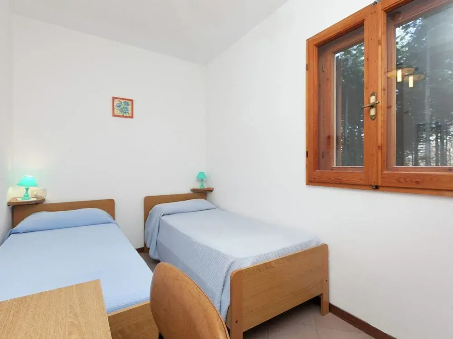 Comfy Holiday Home With Fireplace, Garden Furniture,barbecue