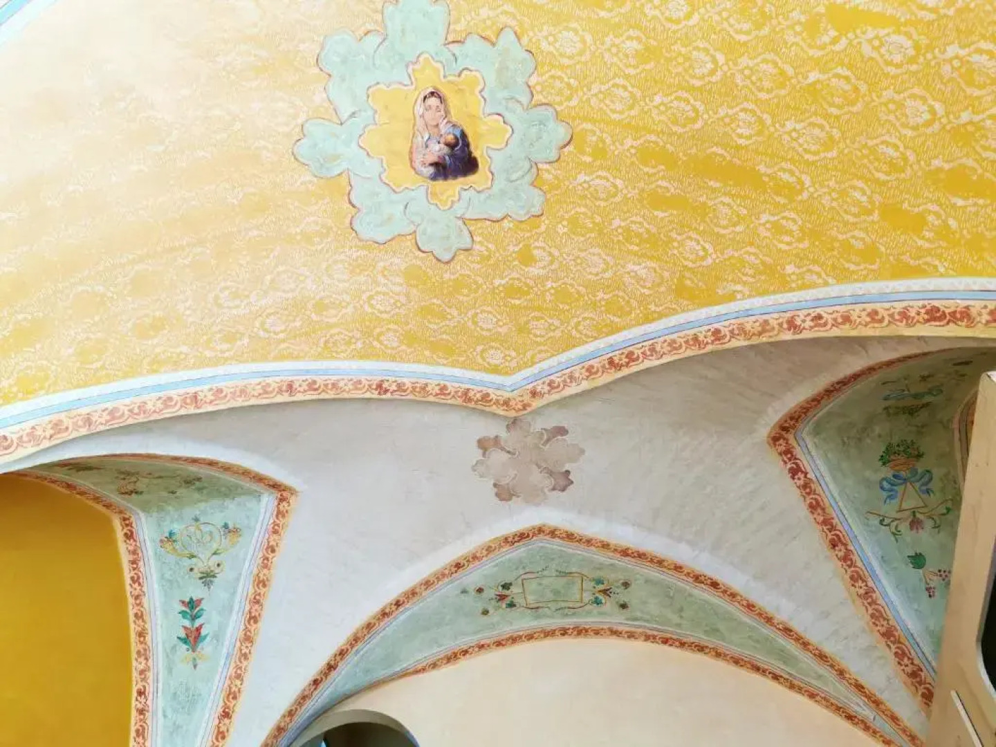 House with 2 bedrooms in Muro Leccese with wonderful city view enclosed garden and WiFi 15 km from the beach