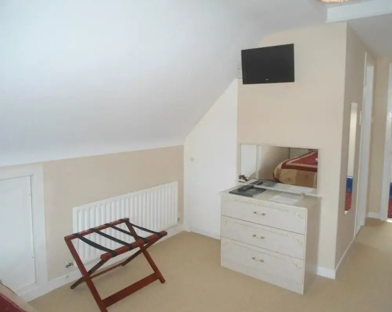 Perrymount Country Home Bed & Breakfast