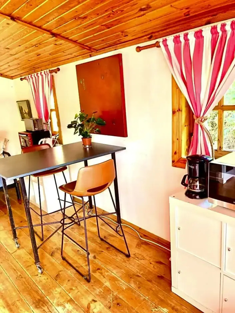 Romantic Private Cabin