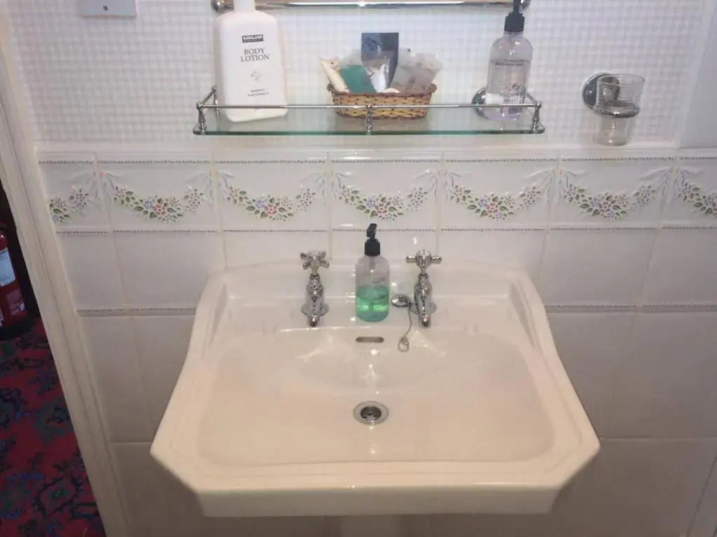 Hillcrest House Bed & Breakfast