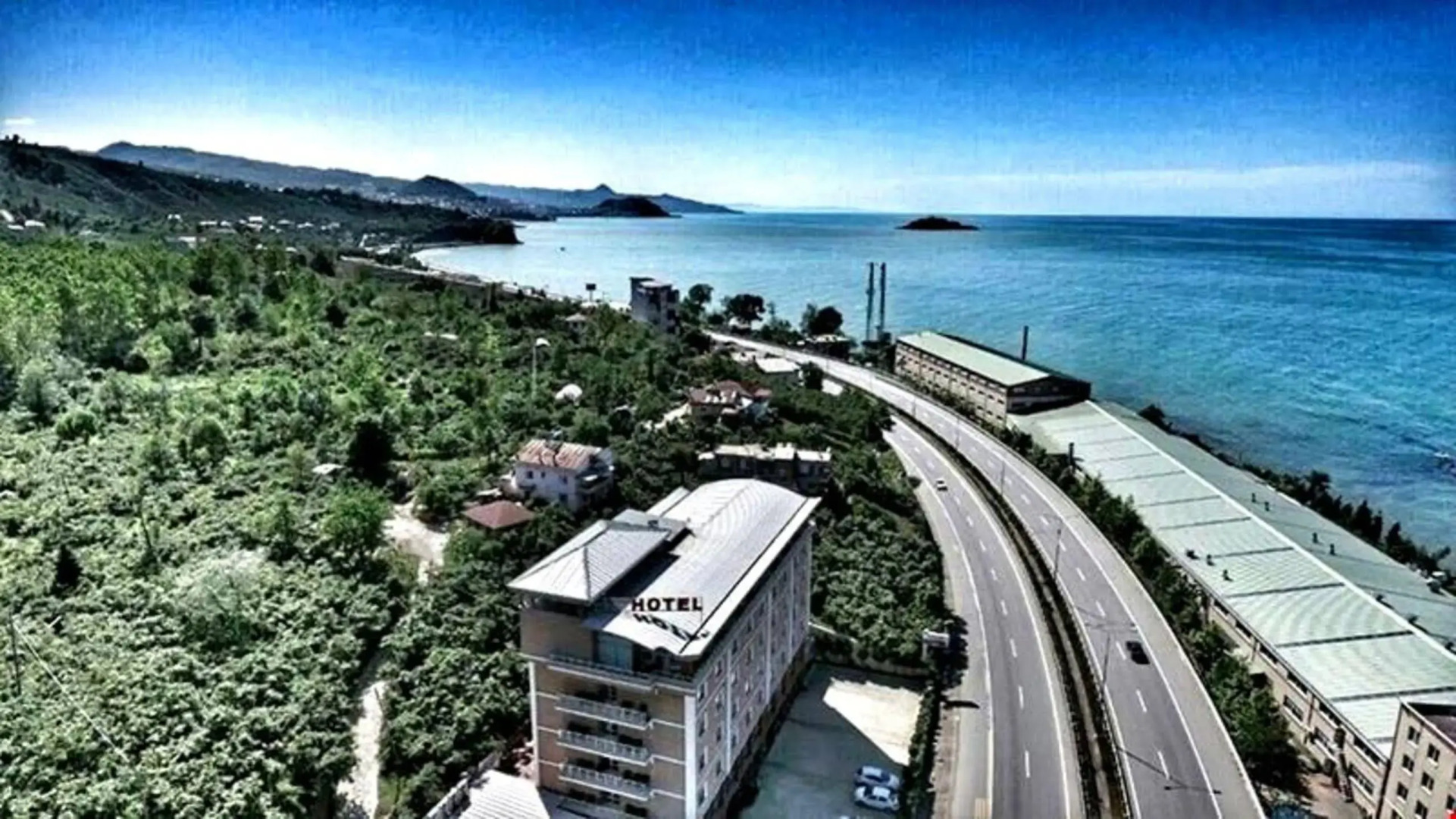 Amazon Aretias Hotel