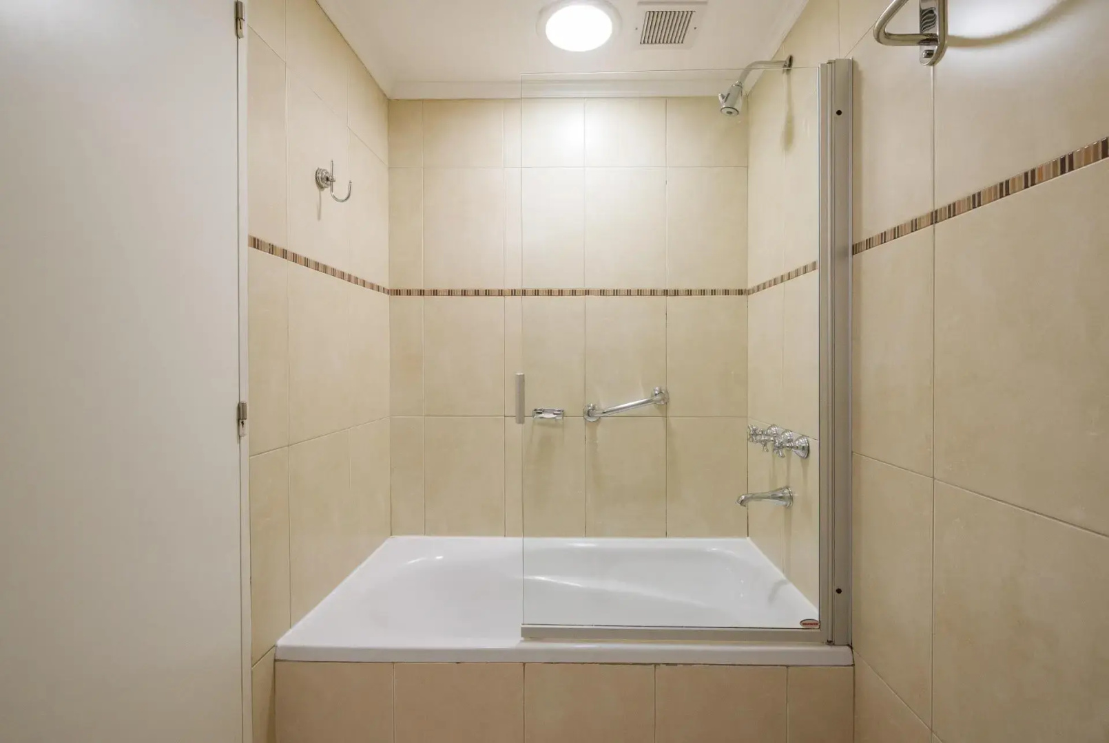 Rayentray Grand Hotel