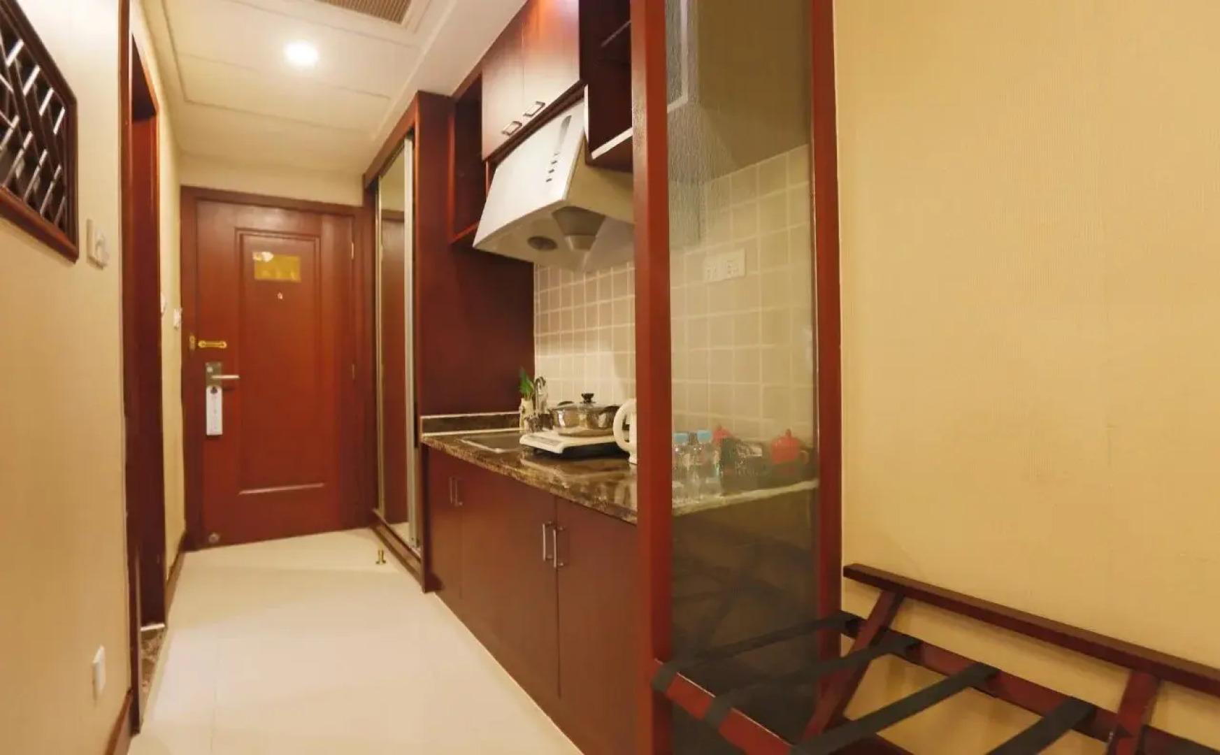 苏州新区狮山书香世家酒店