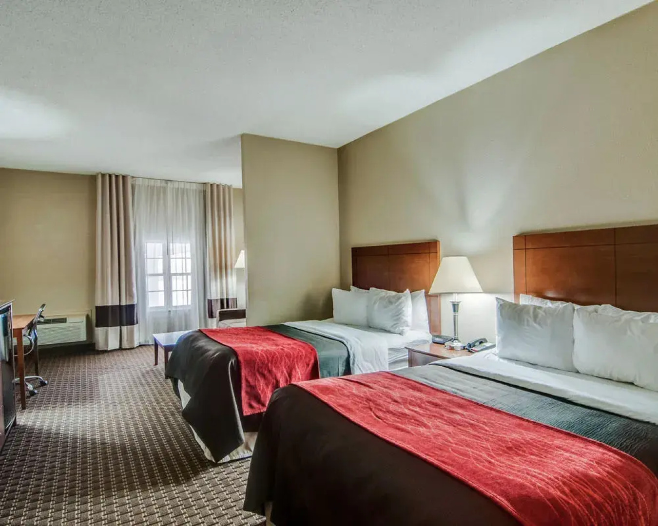 Comfort Inn & Suites