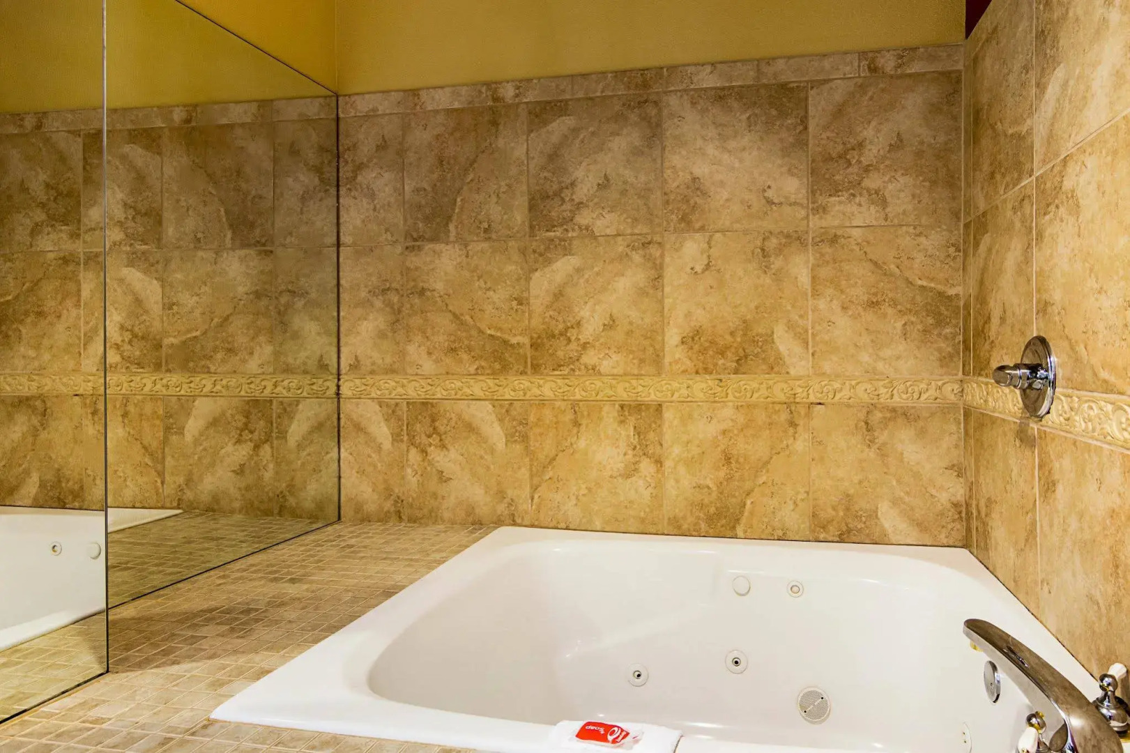 Econo Lodge Inn & Suites Little Rock SW