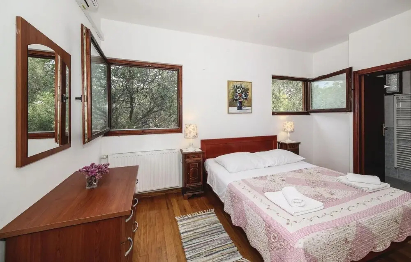 Beautiful Home in Drvenik Mali With Wifi and 5 Bedrooms