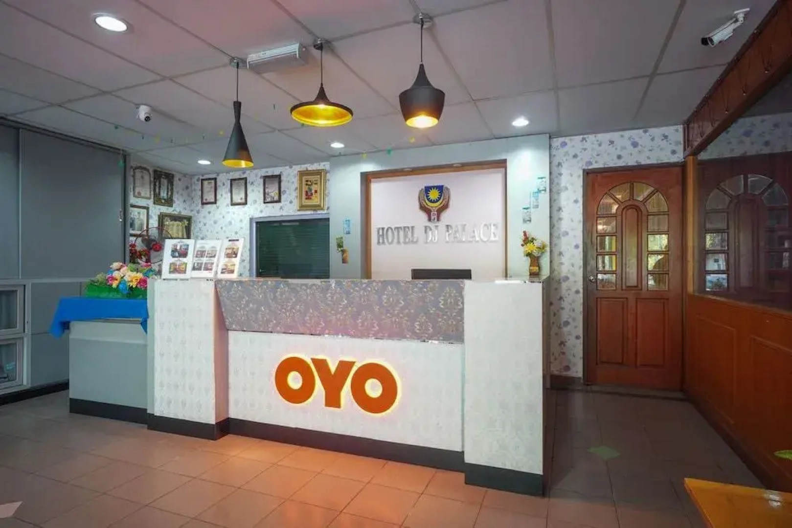 OYO 44101 Hotel DJ Palace
