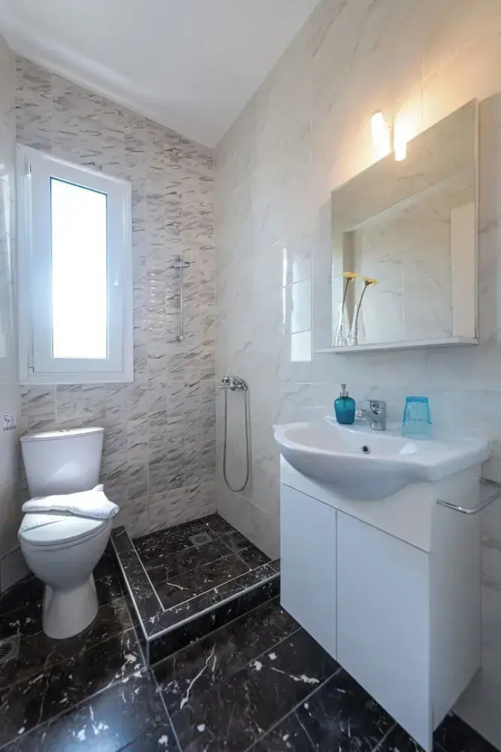 Design Villa With Private Pool and sea View