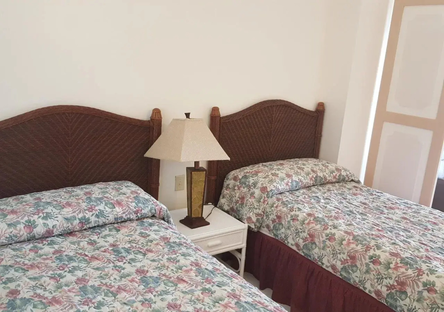 Chalan Kanoa Beach Hotel