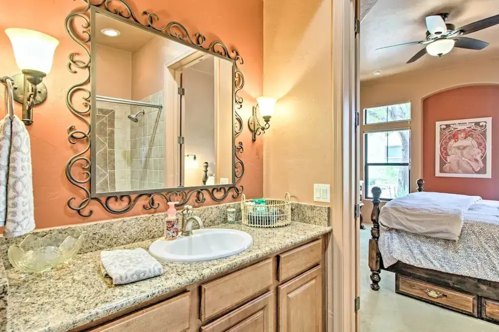 Adobe Escape w/ Outdoor Kitchen & Pool Access