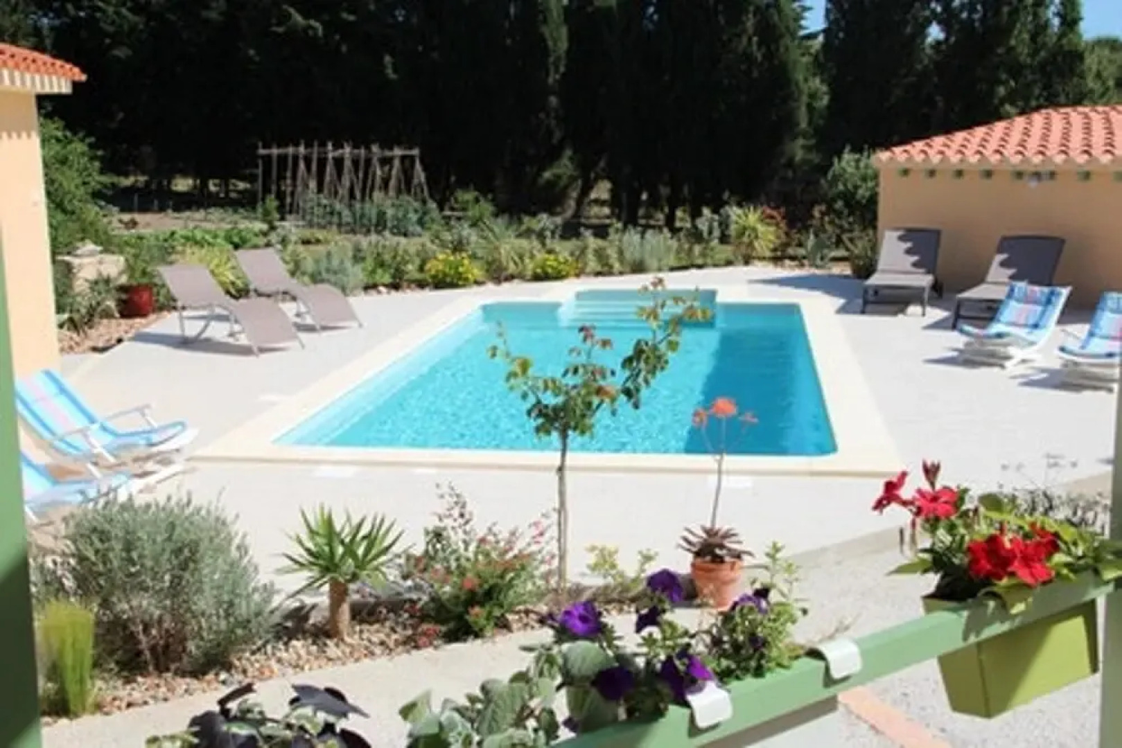 House With one Bedroom in Saint-cyprien, With Pool Access, Enclosed Ga