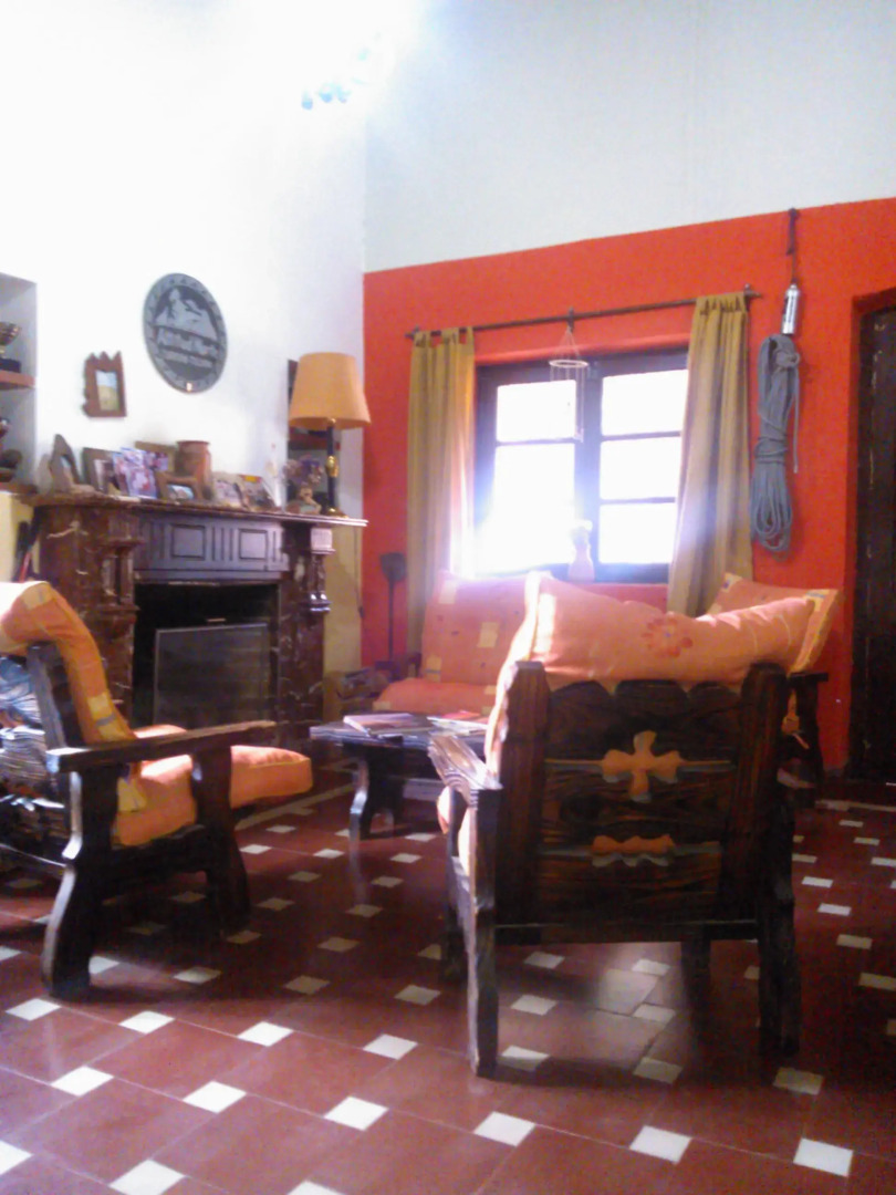 Alta Montaña Hostel