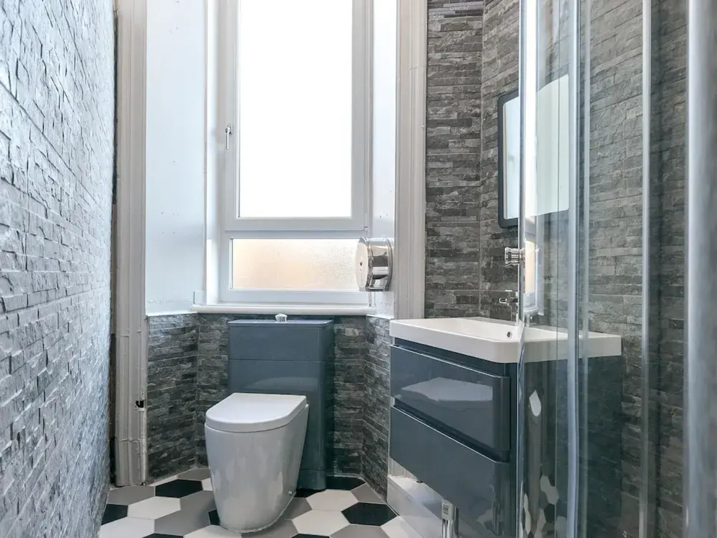 Oakshaw Guesthouse - Glasgow Airport