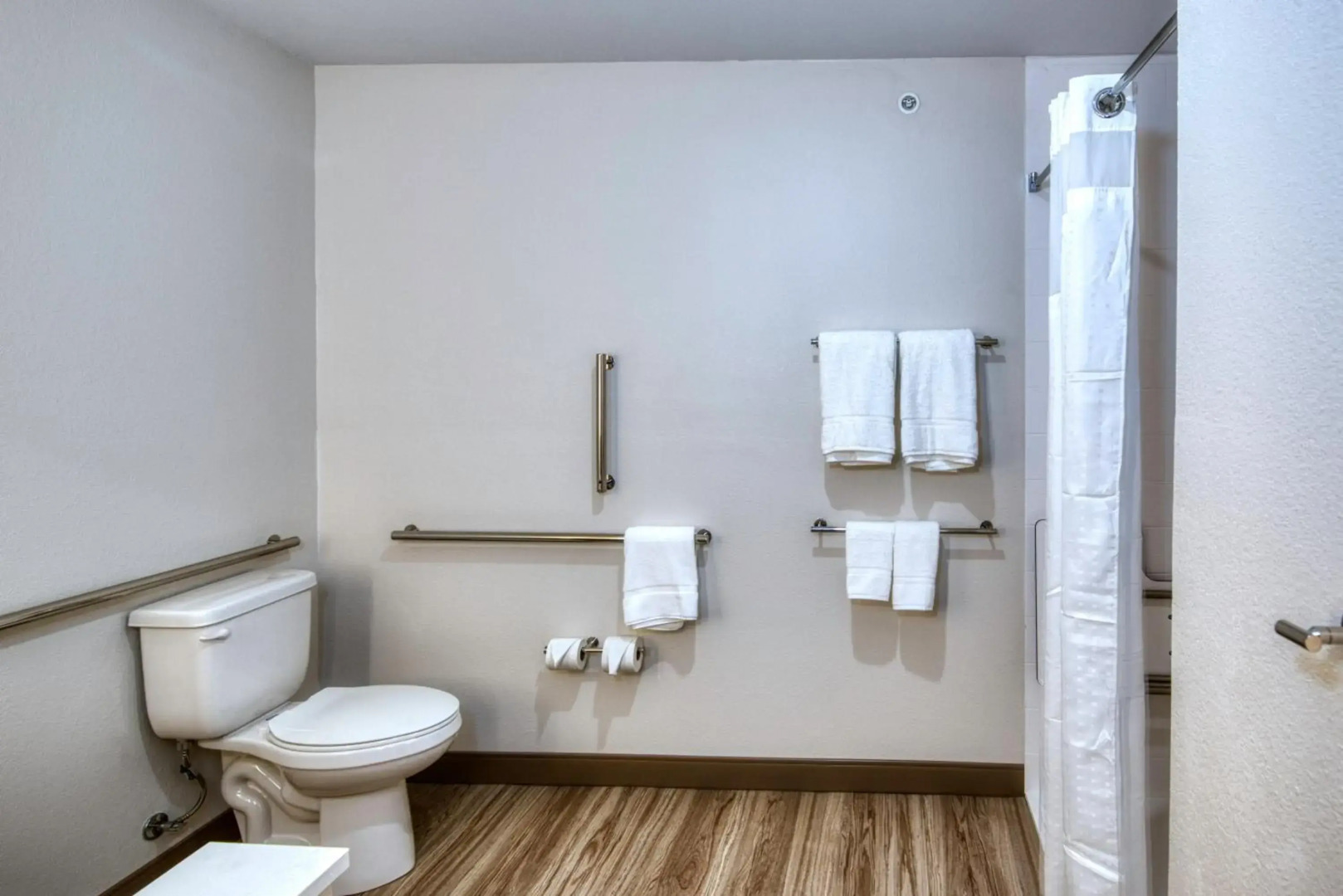 Holiday Inn Express & Suites Omaha Downtown - Old Market by IHG