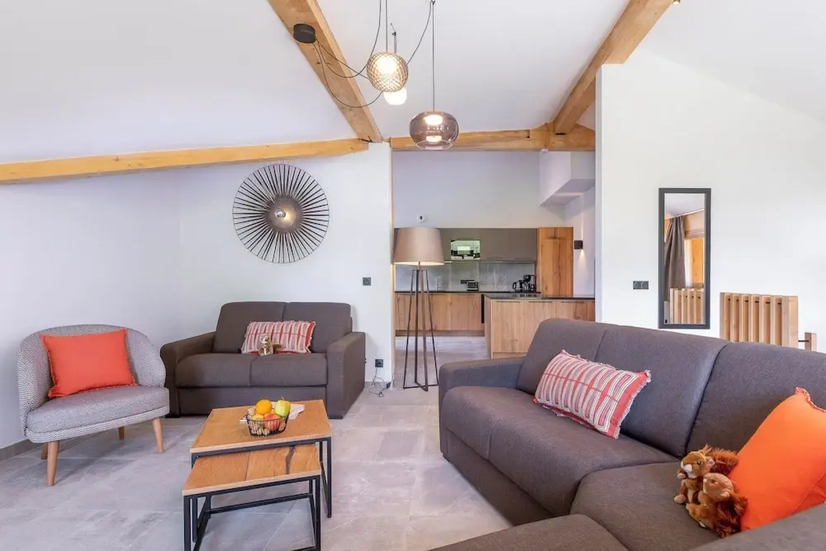 La Cour Aux Ecureuils