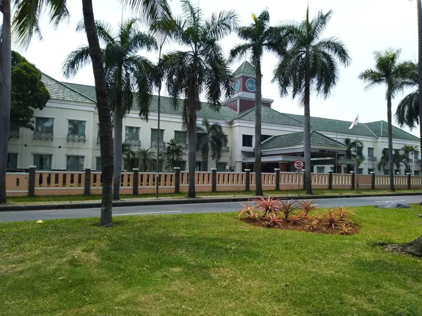 Grand Cikarang Hotel