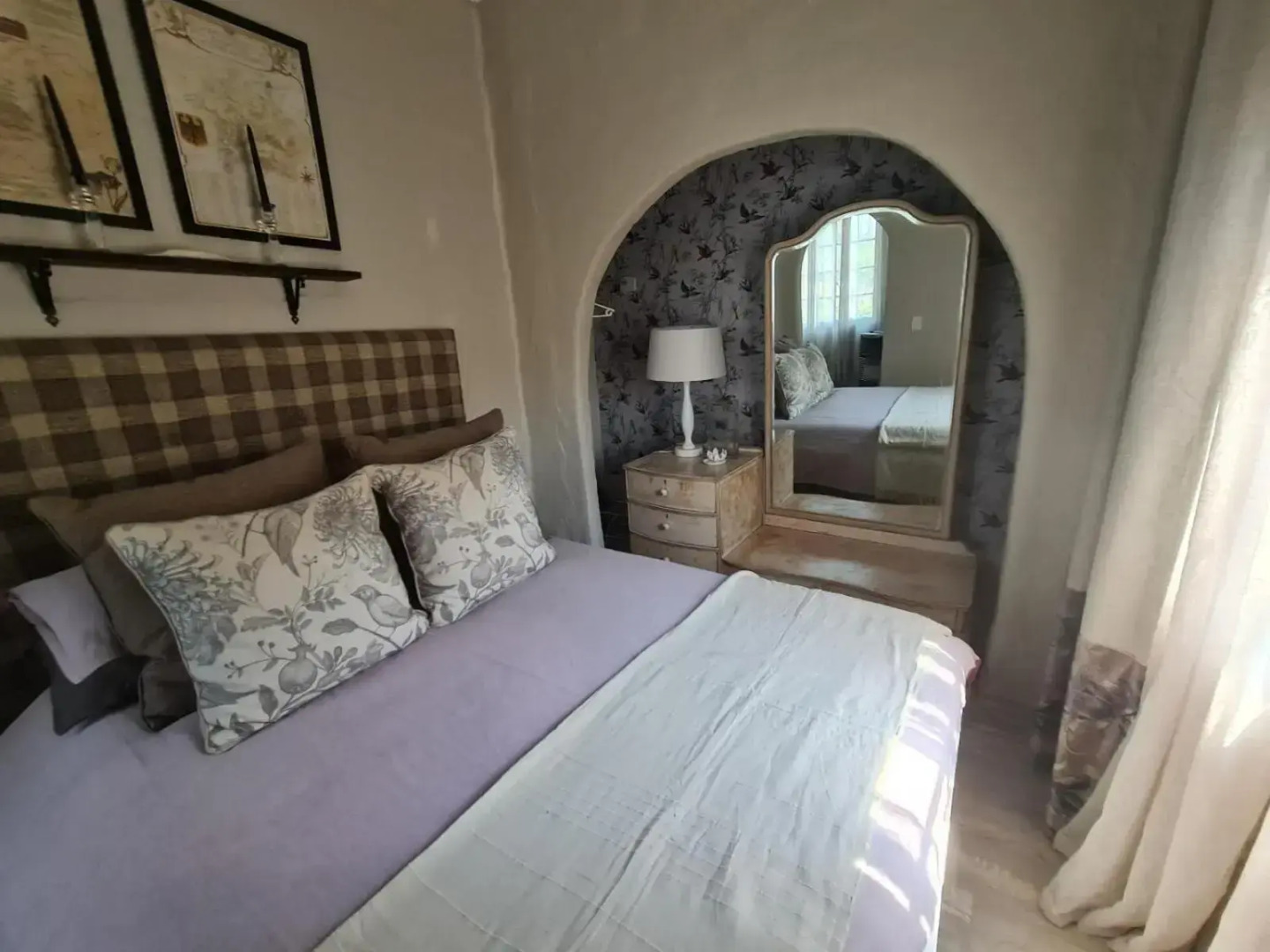 A Bird Cage Stay & Cottage