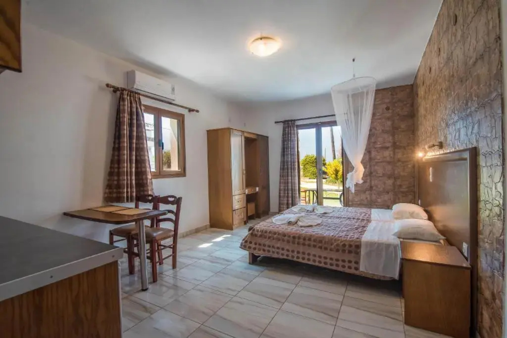 Mirage Arillas Studio Type B12