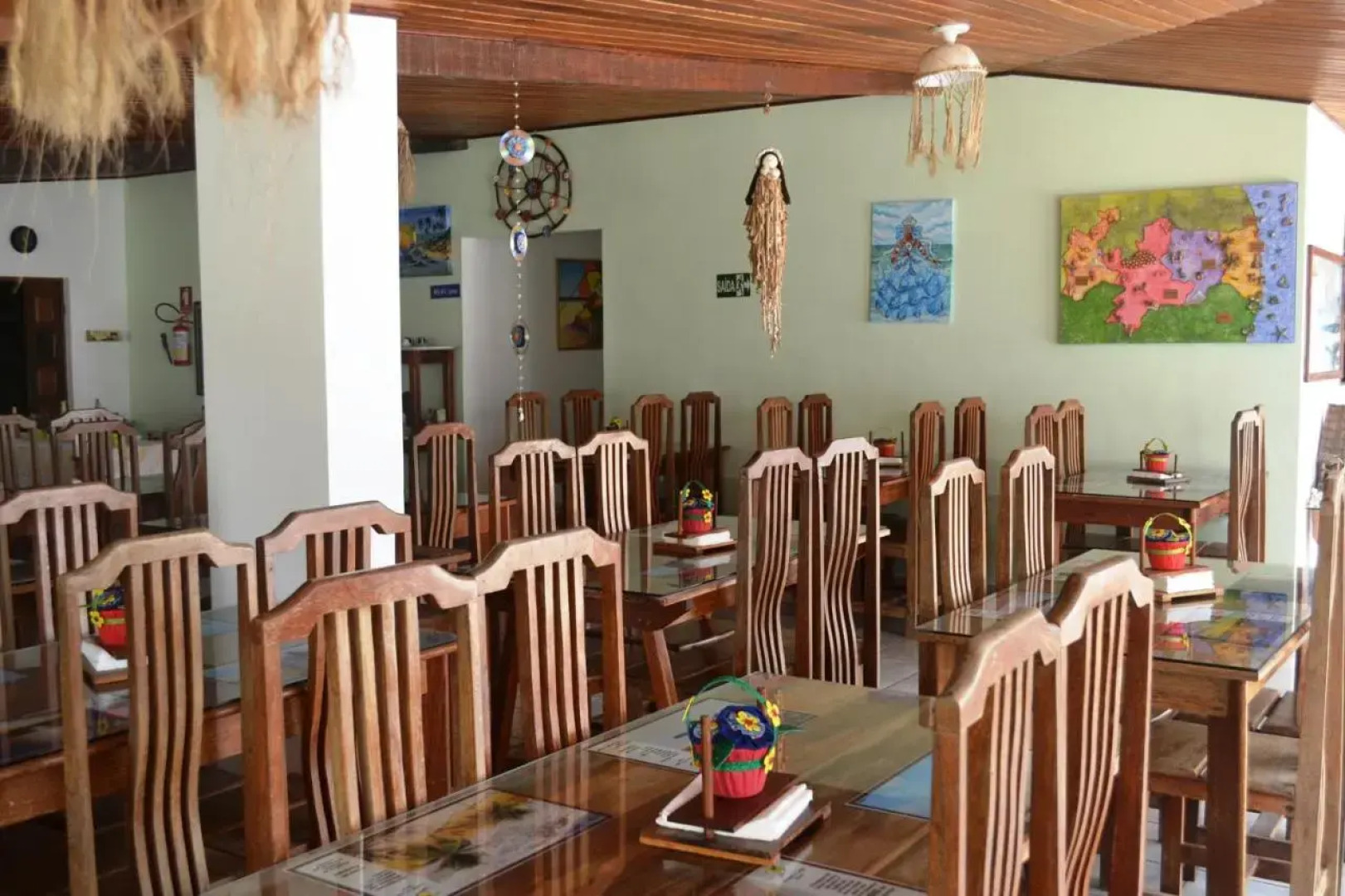 Jacuma's Lodge Hotel