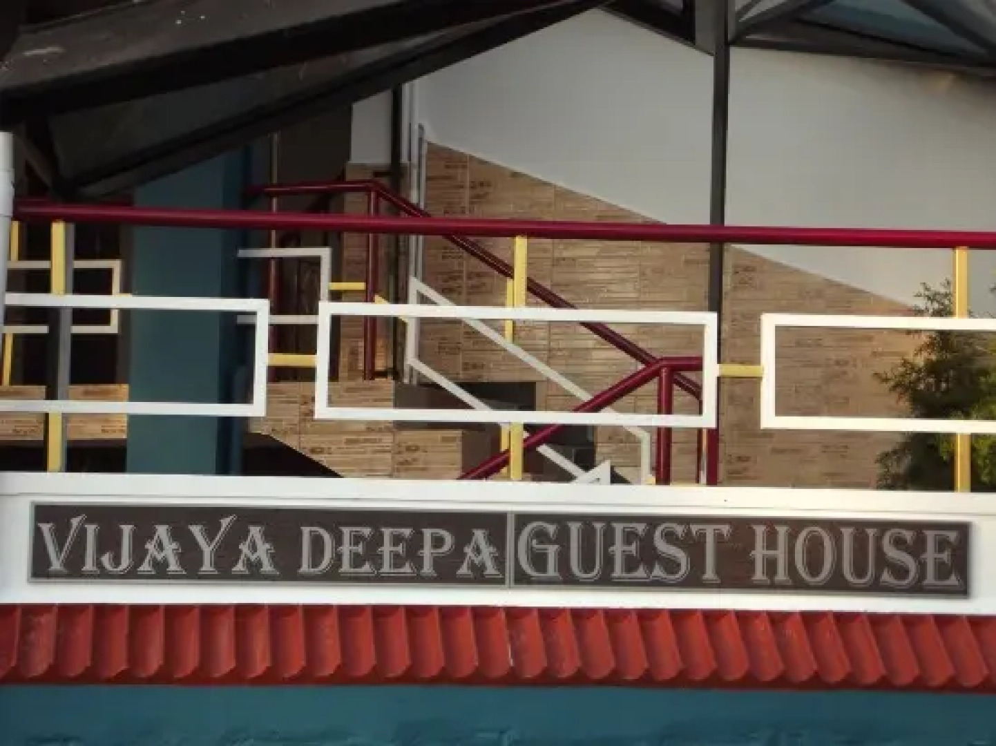 OYO 28641 Vijaya Deepa Guest House