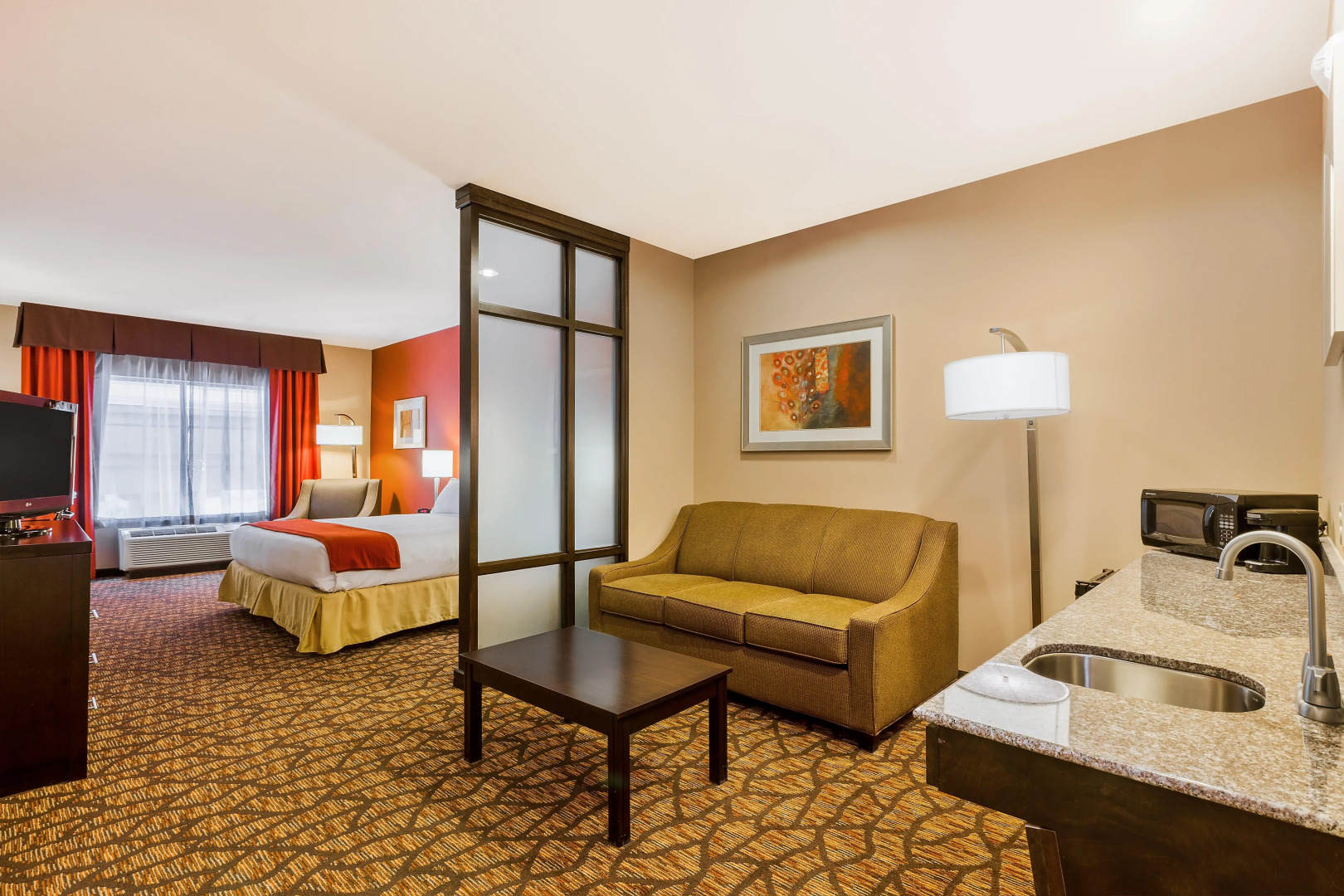 Holiday Inn Express & Suites Alpine Southeast by IHG