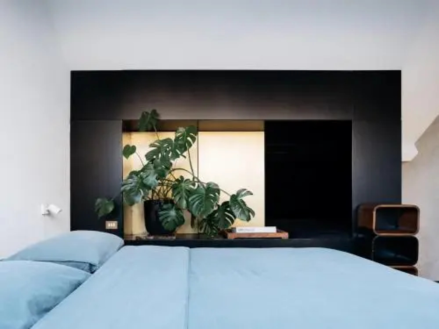Shelter 7