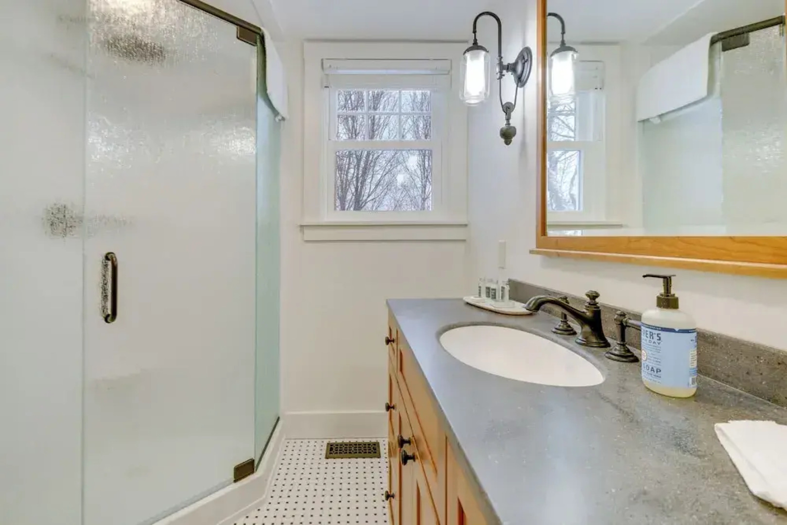 Cozy Wolfeboro Home w/ Private Deck: 1 Mi to Lake!