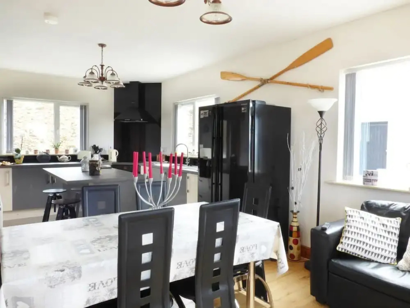 Gelmar's Coastal View