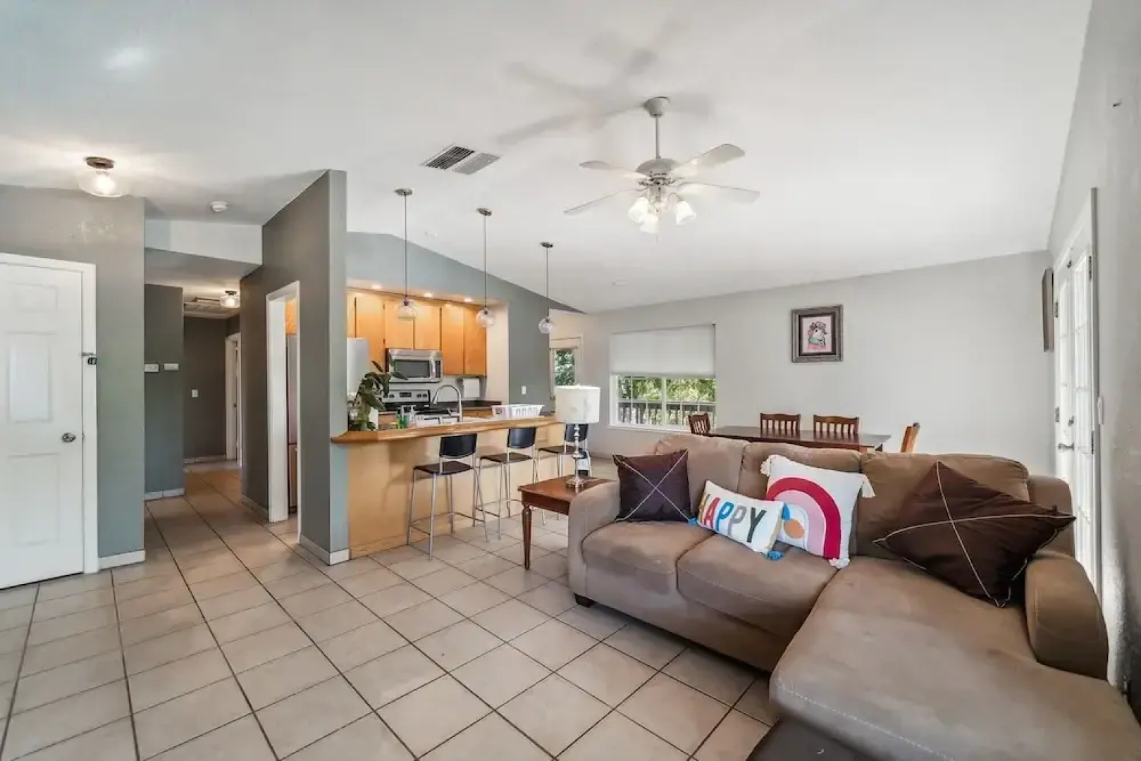 Lakeside Retreat With Private Boat Ramp 3 Bedroom Home by RedAwning