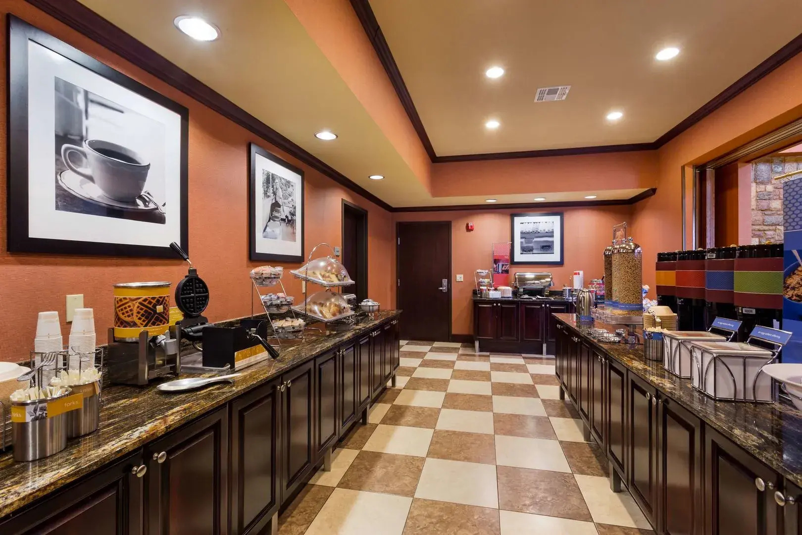 Hampton Inn & Suites Mission