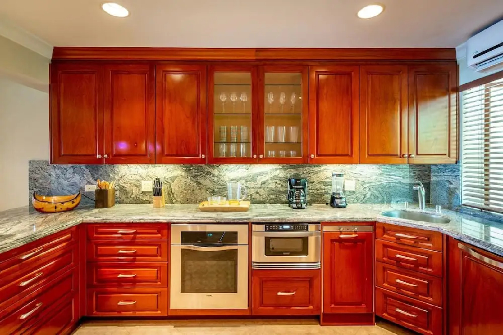 Stylish Split-Level Condo with a Shaded Terrace, Direct Beach Access, and Resort-Style Community Amenities