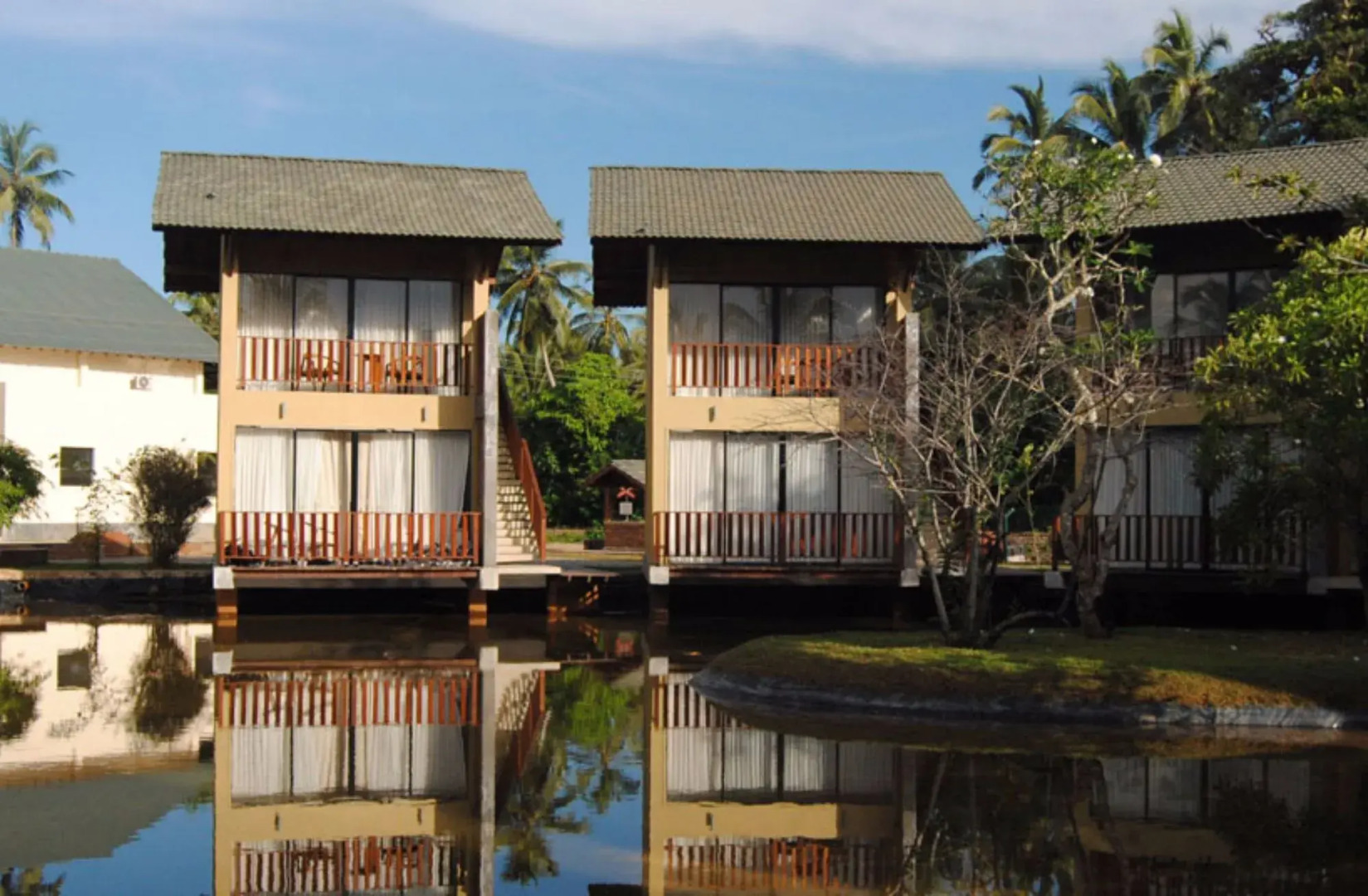 South Lake Resort Koggala