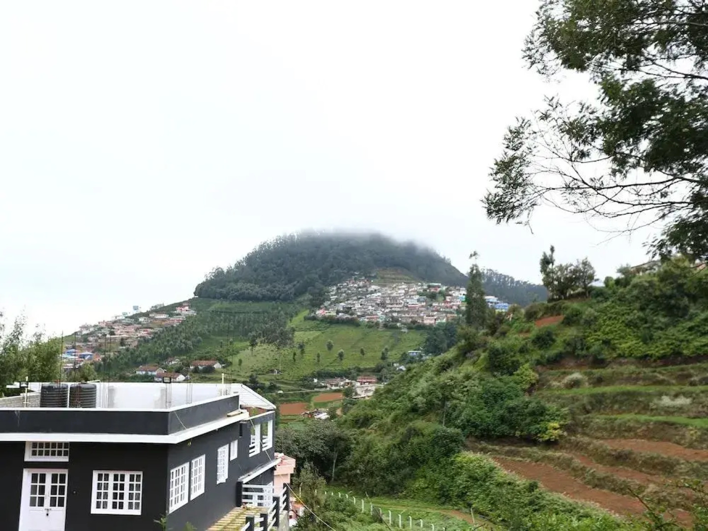 OYO 1353 The Surya Village