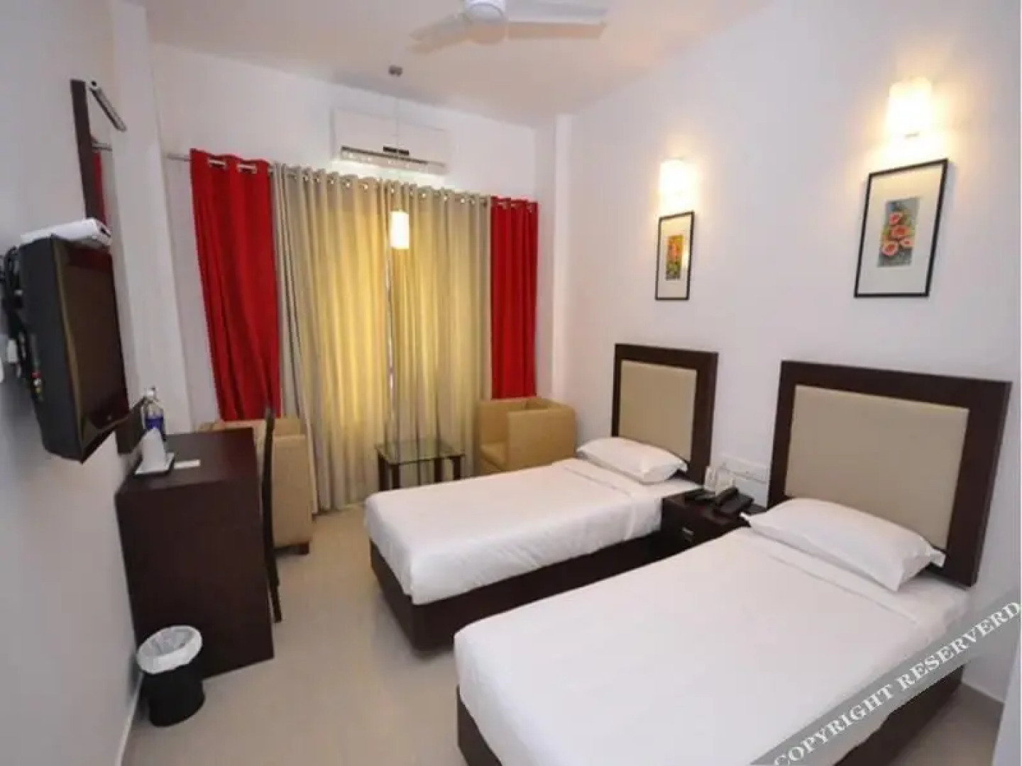Hotel Hills Park Pathanamthitta