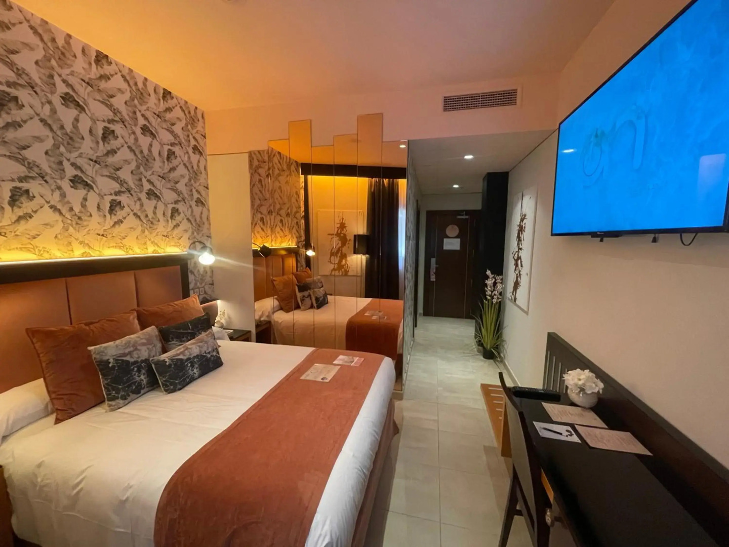 ON ALETA ROOM designed for adults