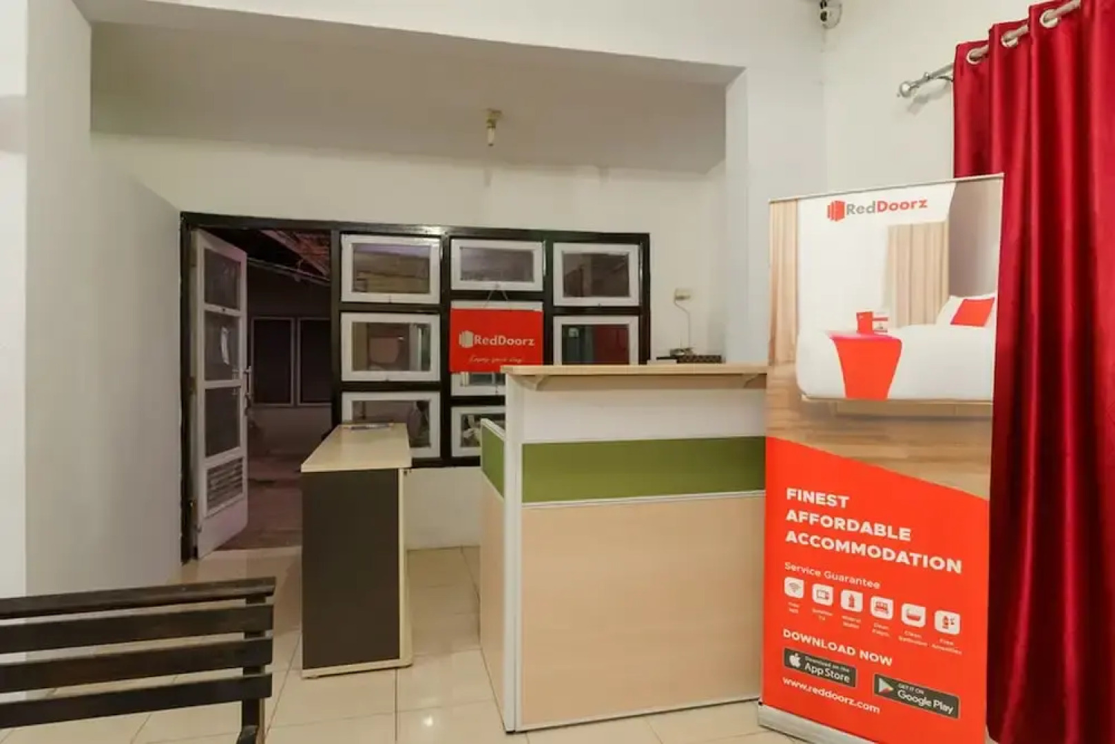 RedDoorz Syariah near Ciledug Station