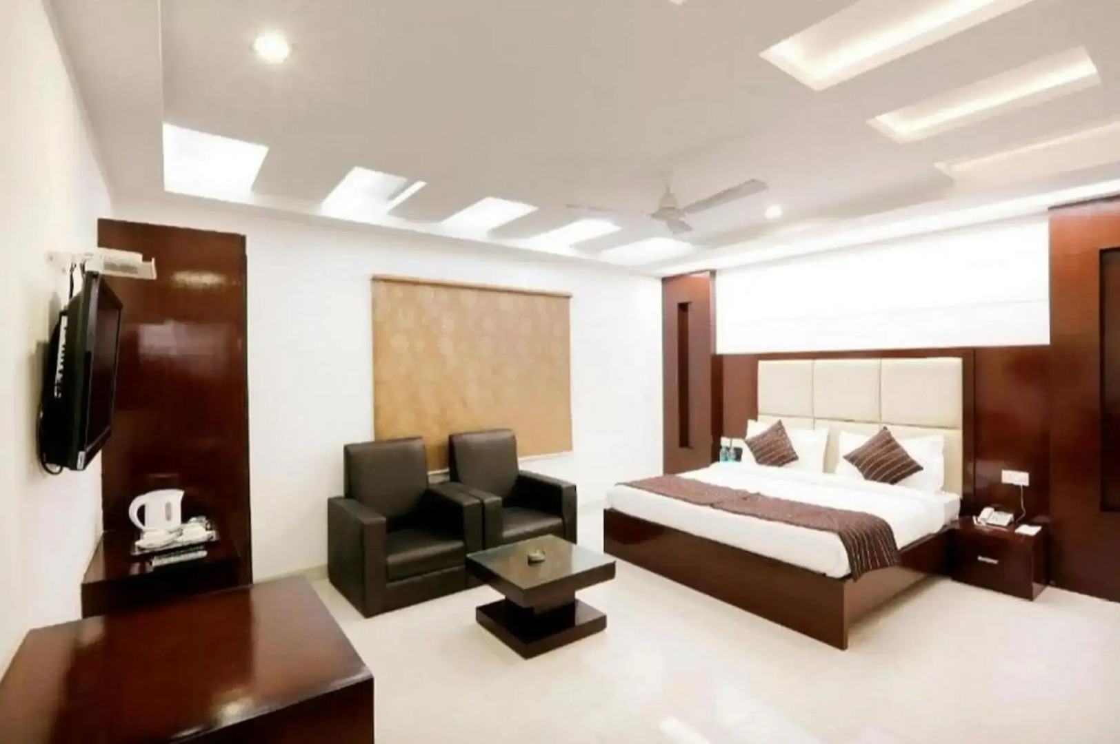 Hotel Anand Lok Inn Mahipalpur, IGI Delhi Airport