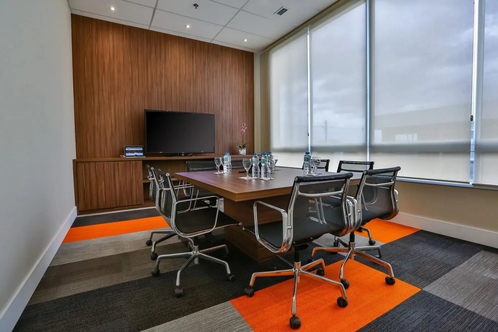 Summit Suítes Pindamonhangaba