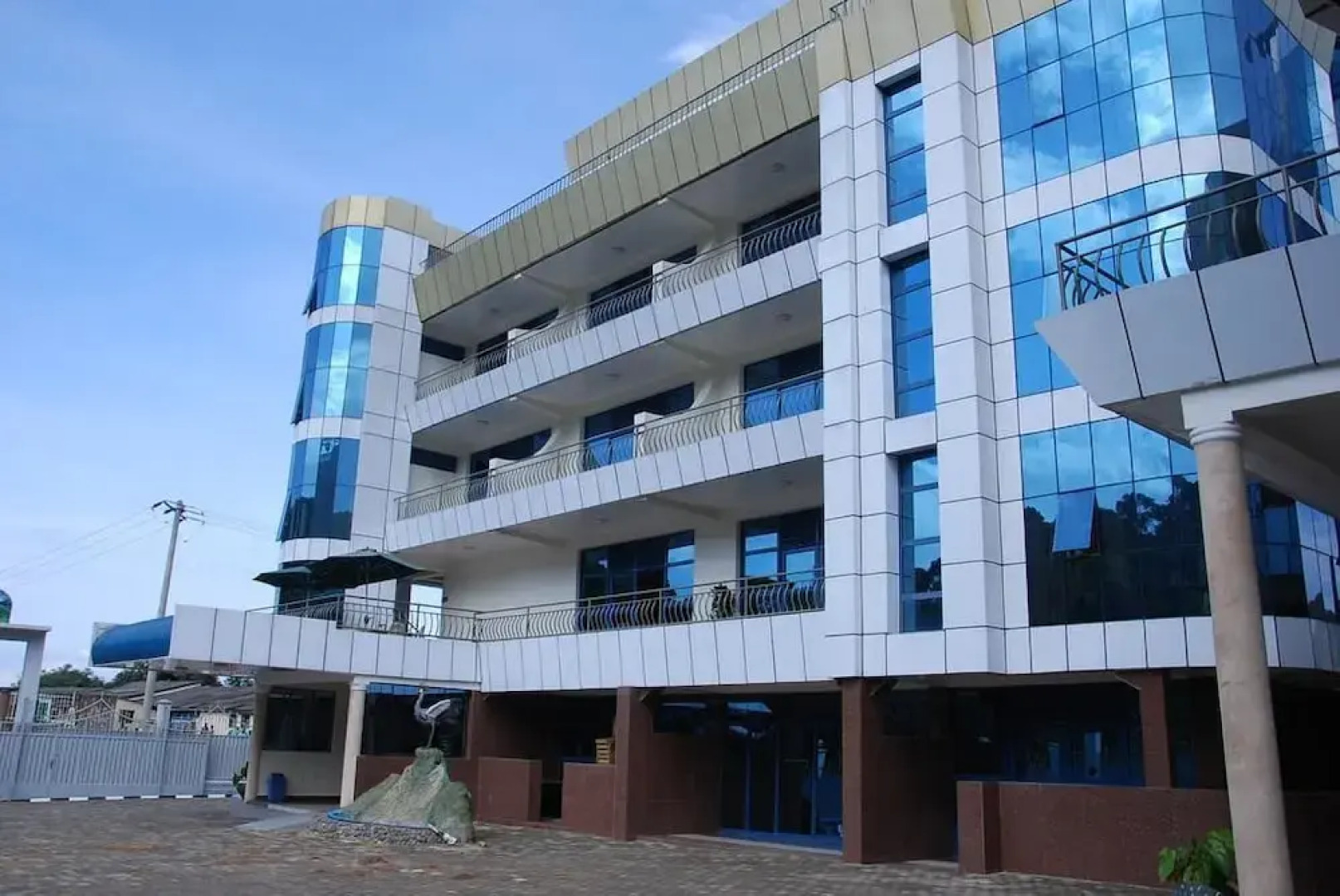 Western Mountain Hotel