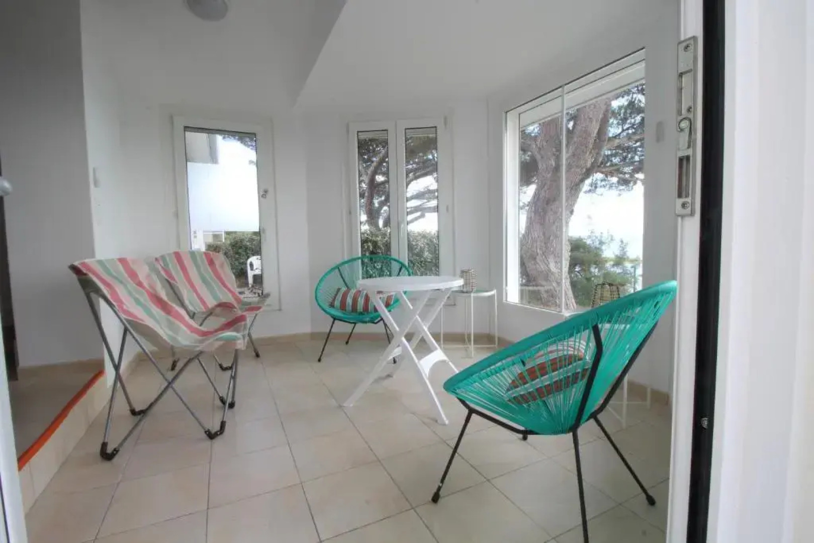 Appartement renove 3 chambres les pieds dans l eau