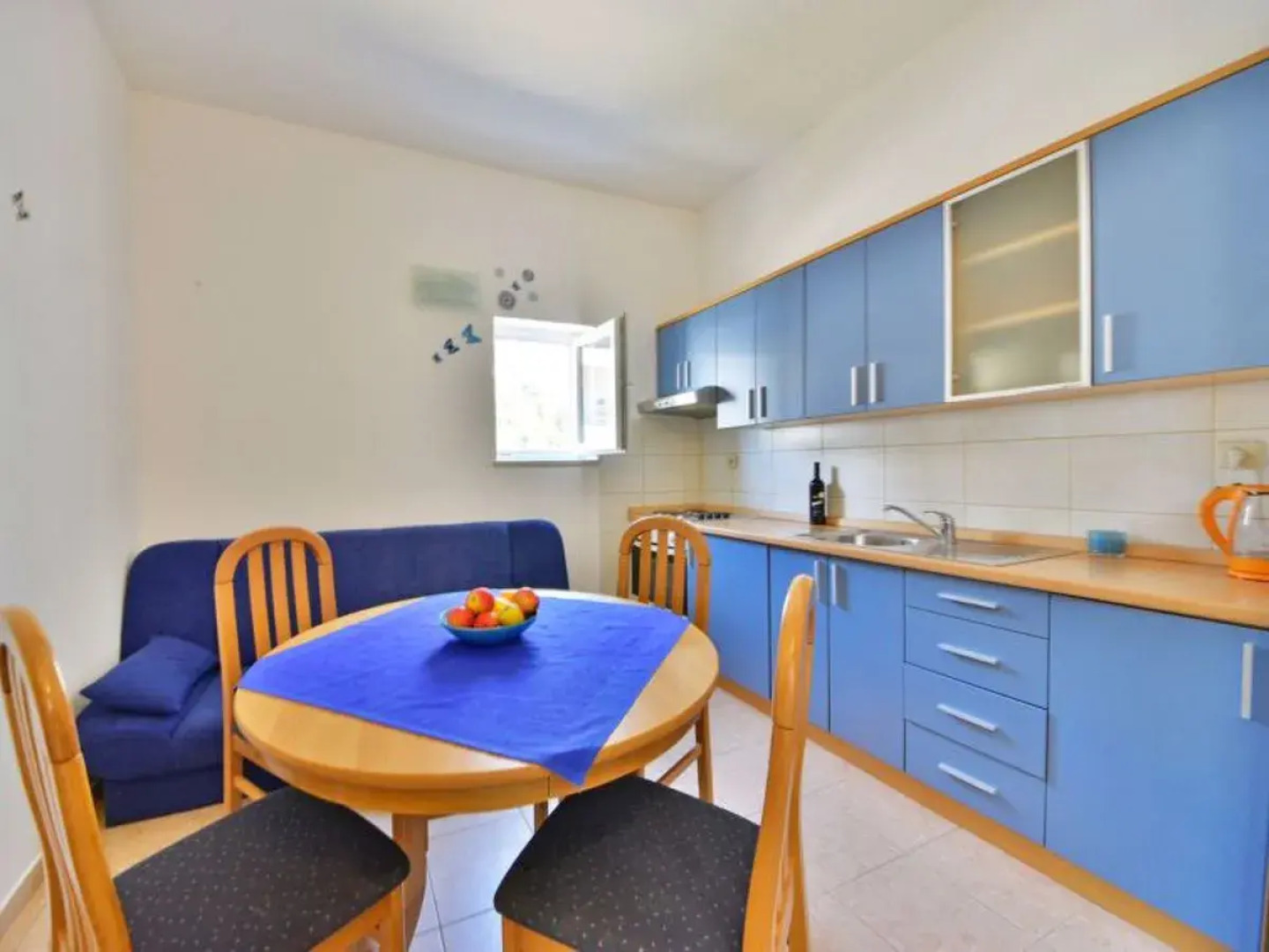 Apartment Sani Karlobag 12725