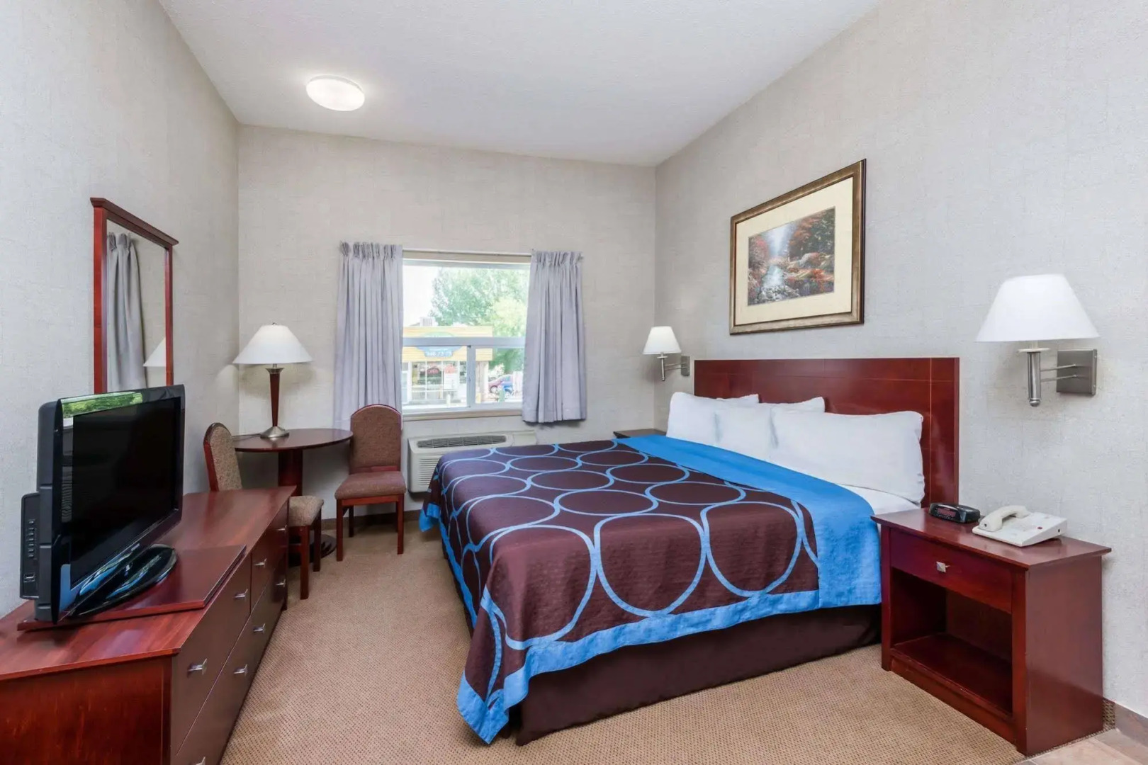 Park Hill Inn & Suites