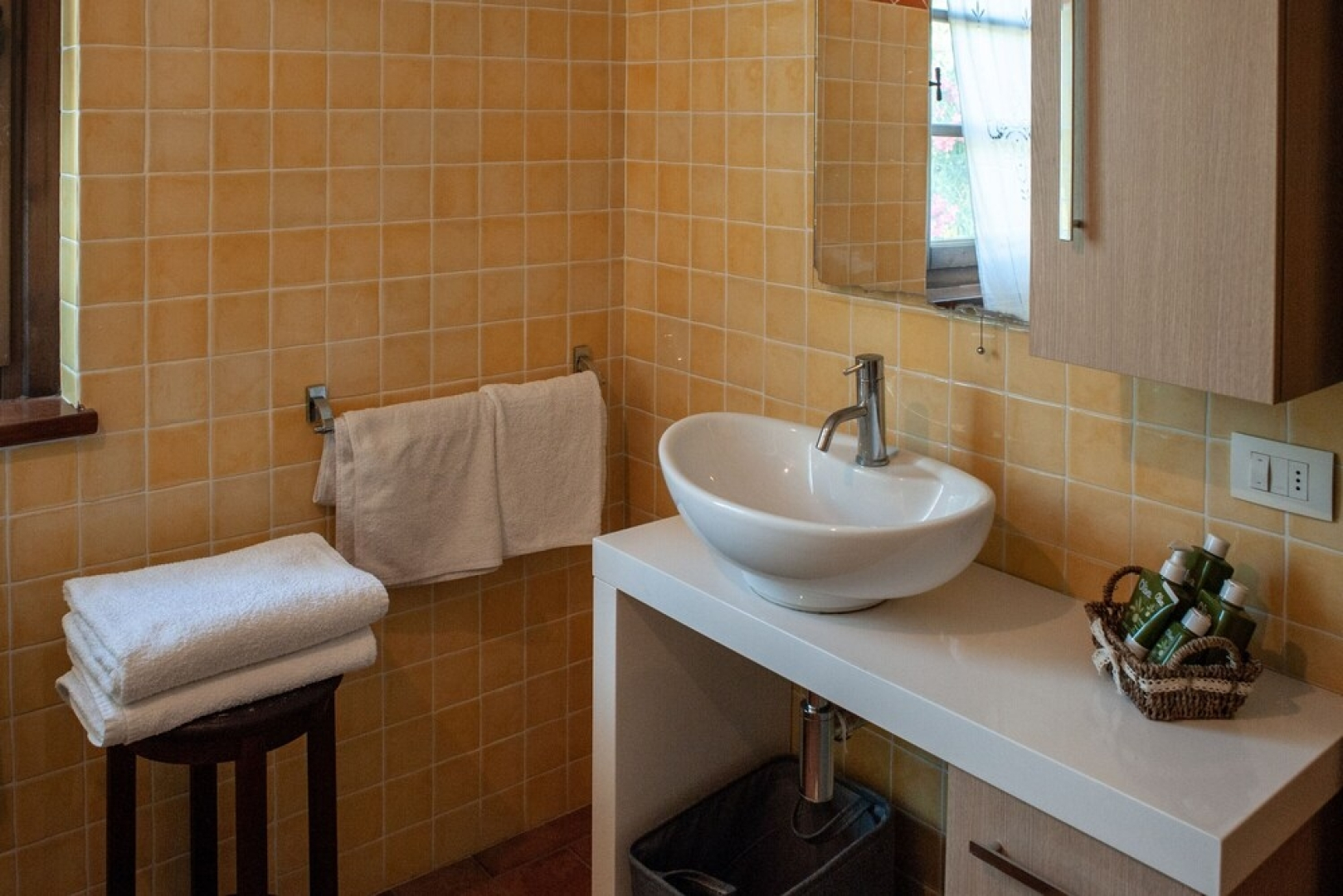 Olive Branch Apt In Farmhouse With Pool