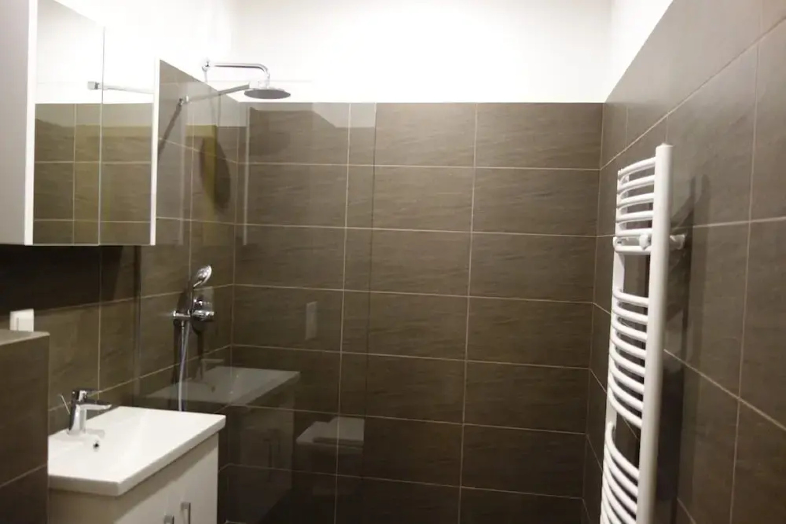 Ginosi Rigami Apartel