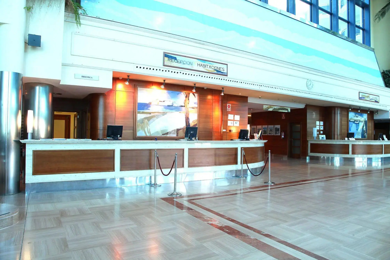 Apartamentos Turísticos Jardines del Plaza